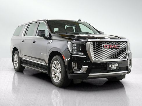 Used 2021 GMC Yukon XL Denali AWD/4WD image 8