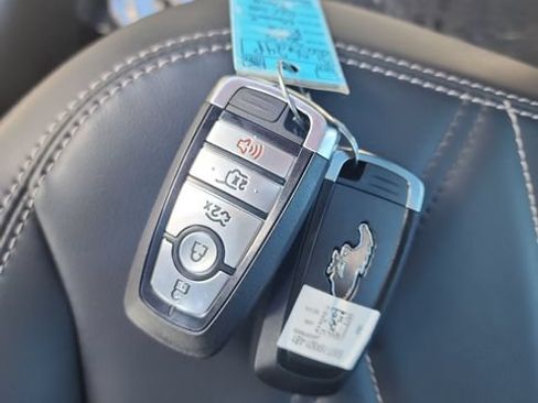 Used 2025 Ford Mustang Mach-E Select RWD image 31