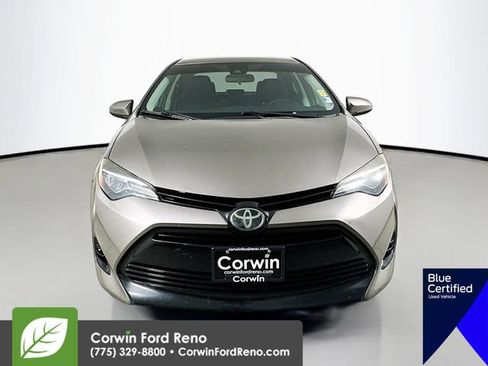 Used 2018 Toyota Corolla LE FWD image 2