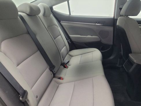 Used 2018 Hyundai Elantra SEL image 19
