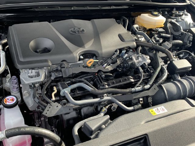 Used 2026 Toyota Camry SE FWD image 16