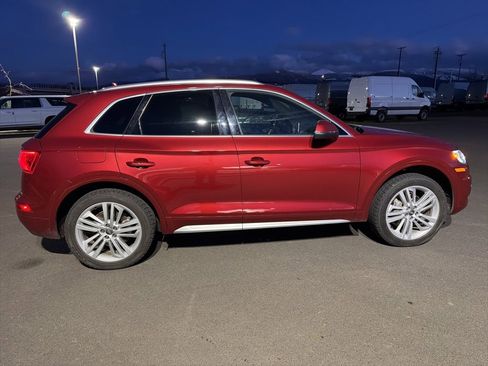 Used 2018 Audi Q5 Prestige w/ Prestige Package image 8