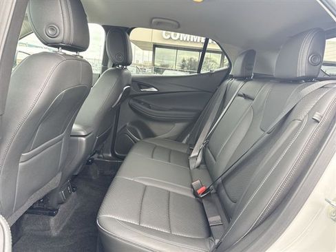 Certified 2021 Buick Encore GX Essence w/ Advanced Technology Package image 27