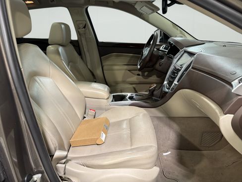 Used 2014 Cadillac SRX Luxury w/ Driver Awareness Package AWD/4WD image 12
