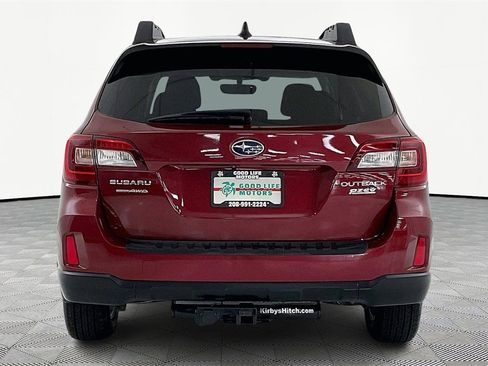 Used 2017 Subaru Outback 2.5i Premium image 5