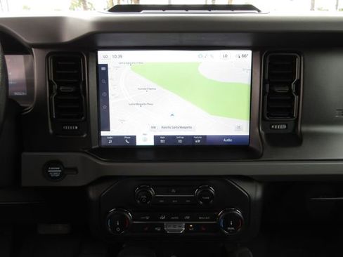 Used 2022 Ford Bronco Everglades AWD/4WD image 19
