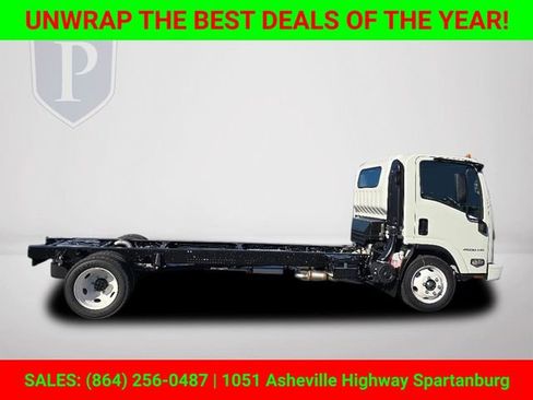 New 2025 Chevrolet Low Cab Forward image 4