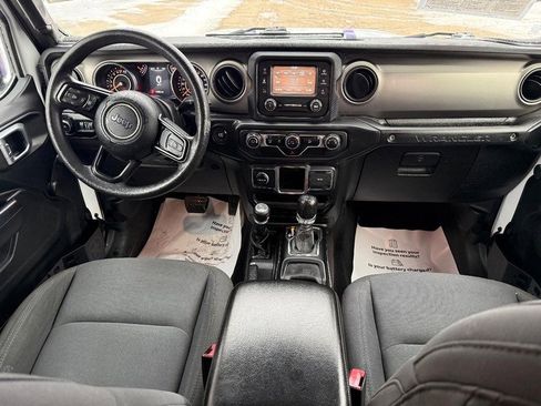 Used 2018 Jeep Wrangler Unlimited Sport image 13