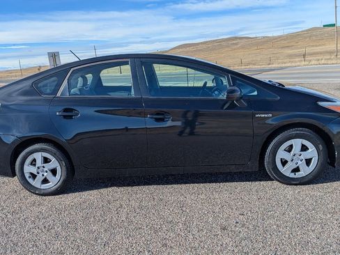 Used 2010 Toyota Prius Two image 6