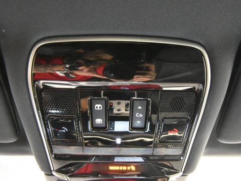 Used 2023 Land Rover Range Rover SE AWD/4WD image 33