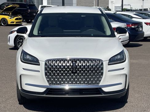 Used 2024 Lincoln Corsair FWD w/ Rear Removable Package Tray image 9
