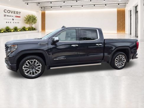Used 2023 GMC Sierra 1500 Denali Ultimate AWD/4WD image 5