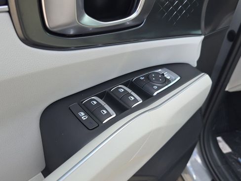 New 2026 Kia Sorento S FWD image 19