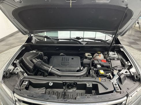 Certified 2023 GMC Acadia SLE w/ Driver Convenience Package FWD image 28