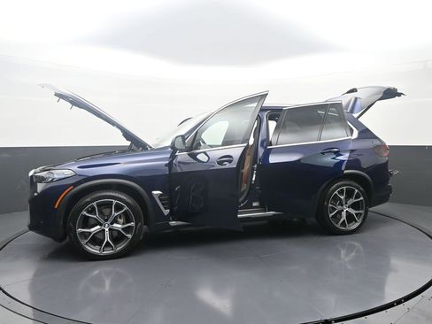 Used 2025 BMW X5 xDrive40i image 41