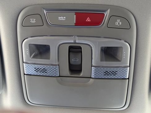 Certified 2024 Kia Telluride S w/ S Sunroof Package FWD image 28