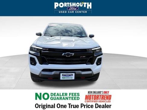 Used 2024 Chevrolet Colorado Z71 w/ Z71 Convenience Package 2 image 9