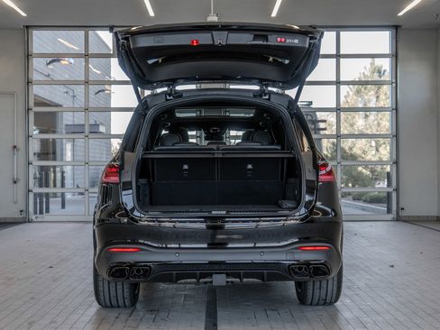 New 2026 Mercedes-Benz GLS 63 AMG 4MATIC image 16