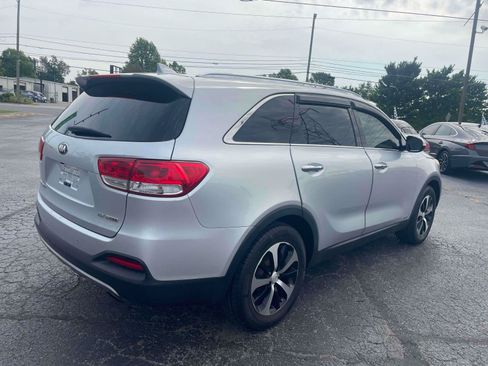 Used 2018 Kia Sorento EX w/ EX Advanced Touring Package AWD/4WD image 9