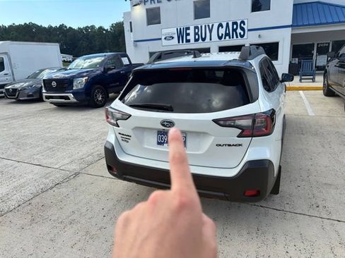 Used 2023 Subaru Outback Onyx Edition AWD/4WD image 14