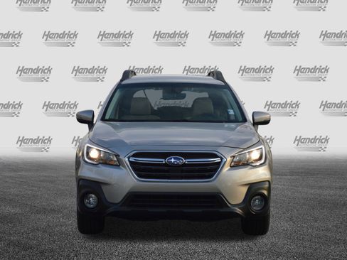 Used 2018 Subaru Outback 2.5i Premium image 6