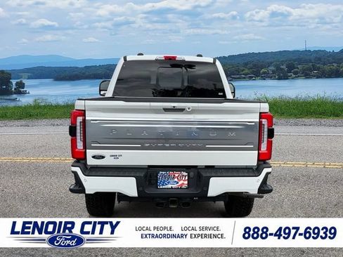 Used 2024 Ford F250 Platinum AWD/4WD image 4