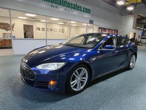 Used 2015 Tesla Model S 70D AWD/4WD image 2