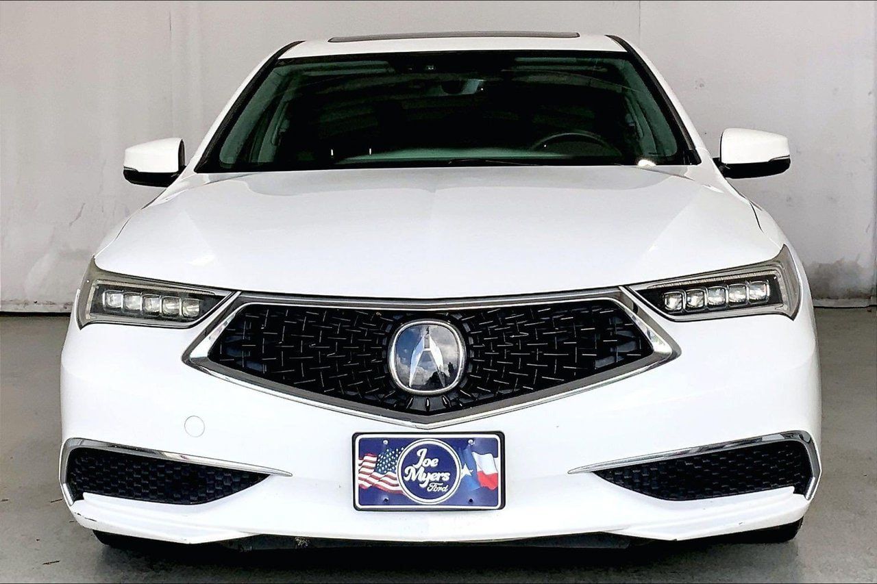 Used 2019 Acura TLX w/ Technology Package FWD image 2