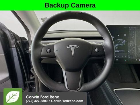 Used 2021 Tesla Model Y Long Range image 10