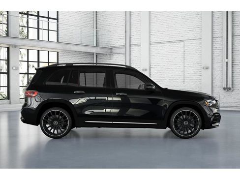 New 2026 Mercedes-Benz GLB 35 AMG 4MATIC image 16