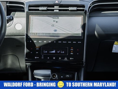 Used 2024 Hyundai Santa Cruz Limited AWD/4WD image 80