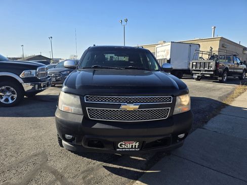 Used 2008 Chevrolet Avalanche LT image 2