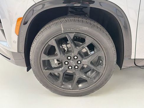 New 2026 Chevrolet Traverse RS image 29