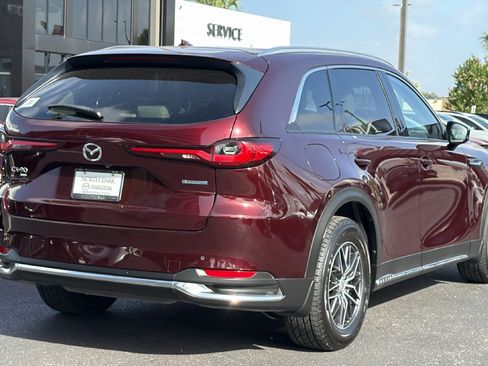 Certified 2024 MAZDA CX-90 Plug-In Hybrid w/ Premium Plus AWD/4WD image 4