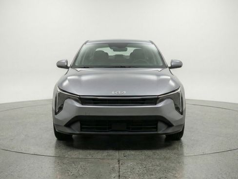 Used 2025 Kia K4 FWD image 2