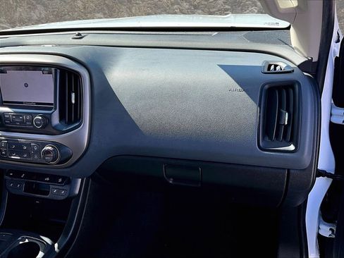 Used 2017 Chevrolet Colorado Z71 image 15