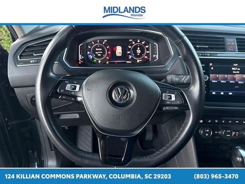 Used 2019 Volkswagen Tiguan SEL FWD image 25