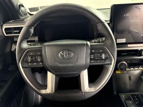 New 2025 Toyota 4Runner Limited image 15