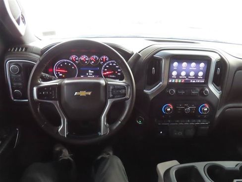 Used 2020 Chevrolet Silverado 2500 LTZ w/ Z71 Off-Road Package AWD/4WD image 17