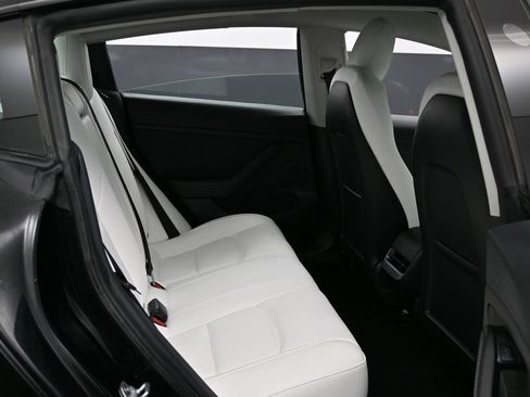 Used 2023 Tesla Model 3 Standard Range image 35