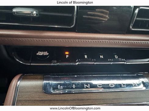 Certified 2025 Lincoln Aviator Reserve w/ Equipment Group 201A image 23