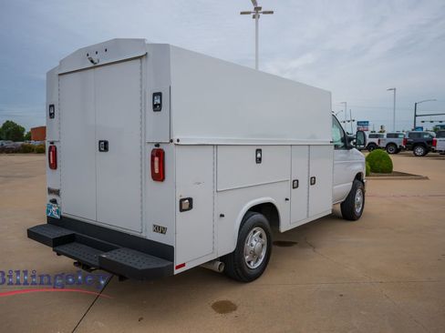 Used 2024 Ford E-350 and Econoline 350 Super Duty w/ Power Windows & Locks Group RWD image 7