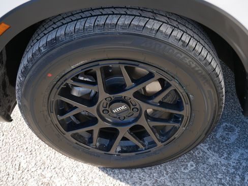 Used 2023 Honda CR-V EX image 15