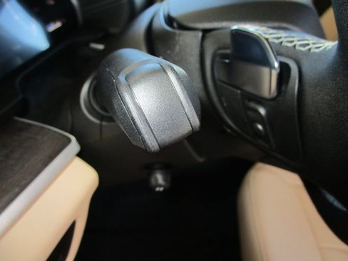 New 2025 Jeep Grand Cherokee L Limited w/ Luxury Tech Group II image 30