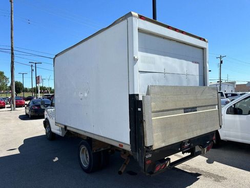 Used 2003 Chevrolet Express 3500 image 3