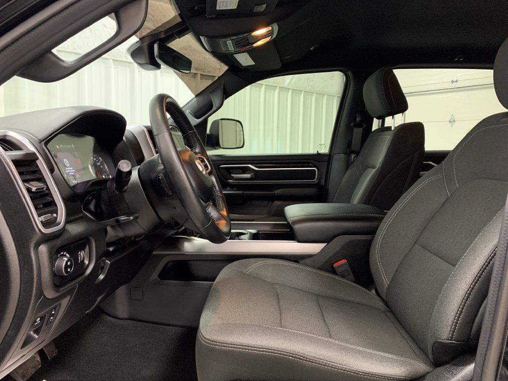 Used 2023 RAM 1500 Big Horn AWD/4WD image 16