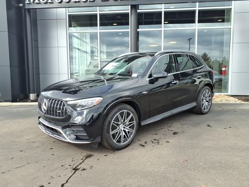 New 2026 Mercedes-Benz GLC 43 AMG 4MATIC image 2