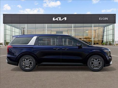 New 2025 Kia Carnival EX image 7