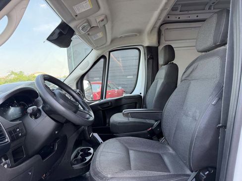 Used 2023 RAM ProMaster 2500 FWD image 7