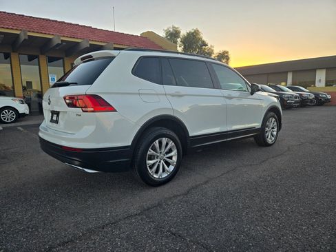 Used 2018 Volkswagen Tiguan S image 16